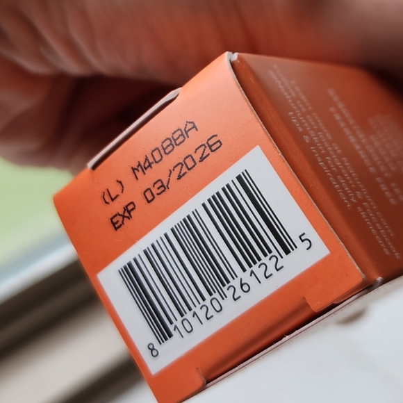 NIB NATURIUM DEW GLOW TINTED MOISTURIZER SPF50+ LIGHT - Picture 11 of 15